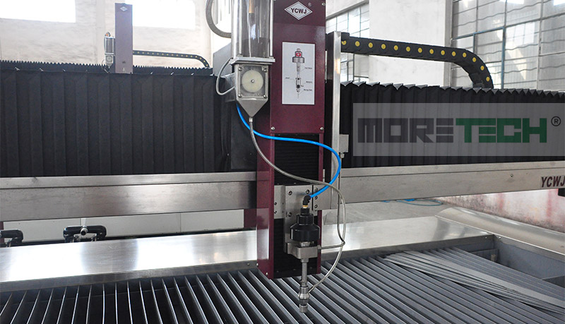 Máy cnc công nghệ cao: máy cắt bằng tia nước - Moretech Máy cnc công nghệ cao: máy cắt bằng tia nước - Moretech