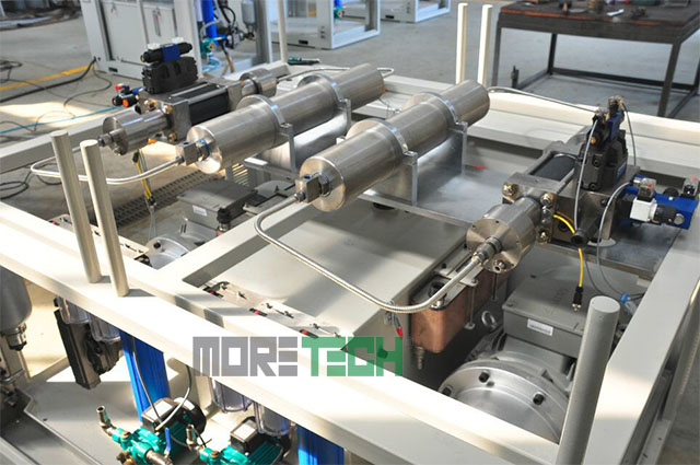 Hệ thống bơm cao áp của máy tia nước Waterjet – Moretech Hệ thống bơm cao áp của máy tia nước Waterjet – Moretech