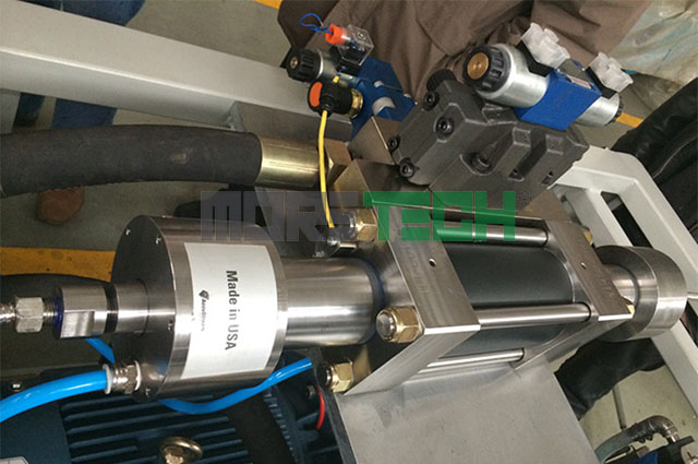 Hệ thống bơm cao áp của máy tia nước Waterjet – Moretech Hệ thống bơm cao áp của máy tia nước Waterjet – Moretech
