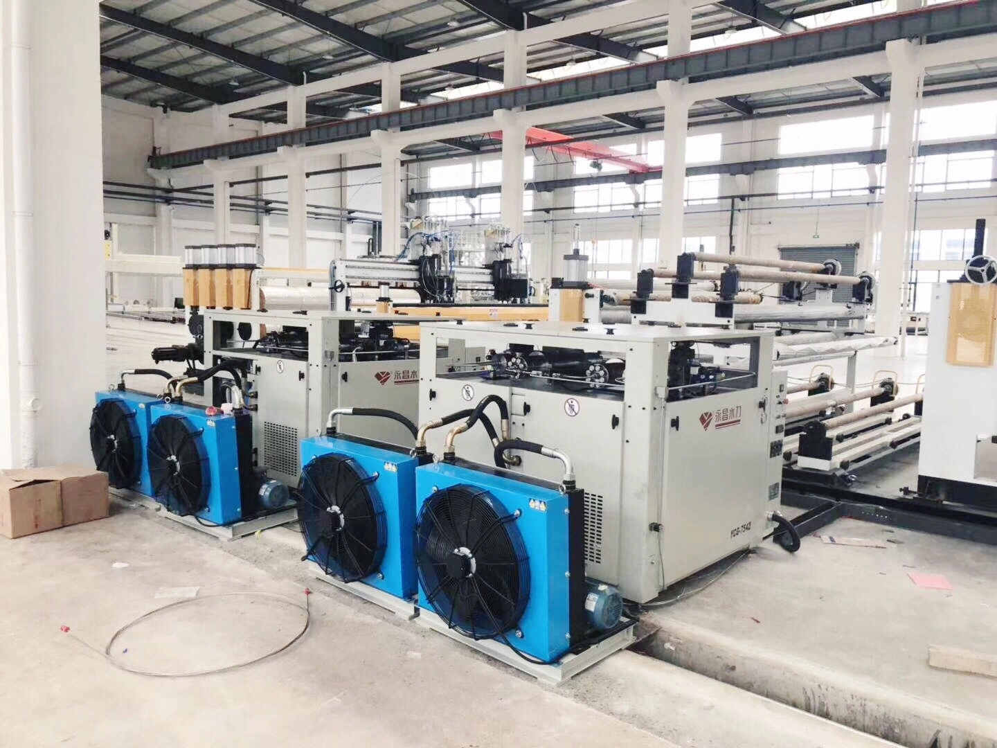 Cắt vật liệu composite bằng máy cắt tia nước Moretech Cắt vật liệu composite bằng máy cắt tia nước Moretech