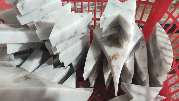 Vai trò của máy cắt tia nước trong ngành sản xuất hoa văn đá Vai trò của máy cắt tia nước trong ngành sản xuất hoa văn đá