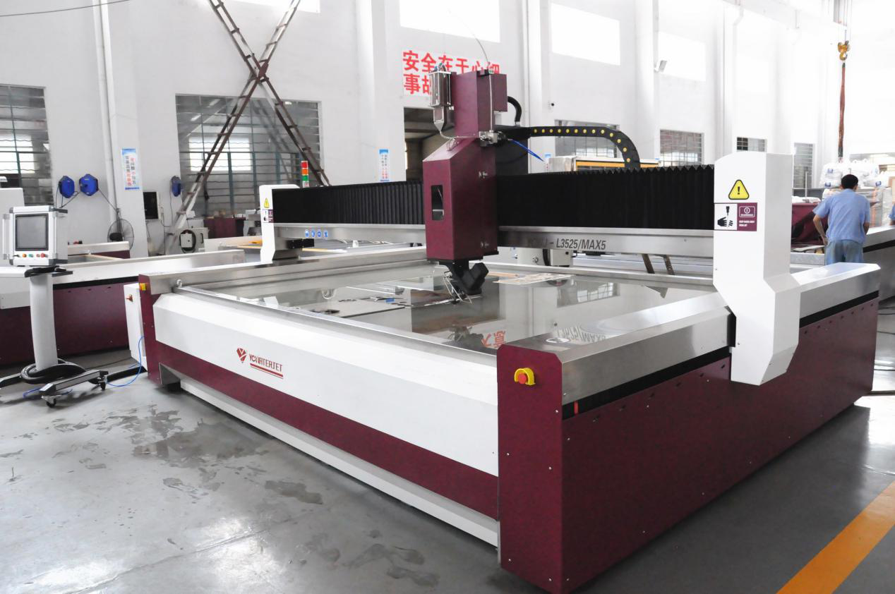 Sử dụng máy cắt tia nước để cắt thép không gỉ Sử dụng máy cắt tia nước để cắt thép không gỉ