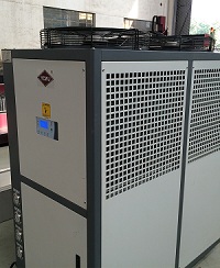 làm lạnh bằng nước
